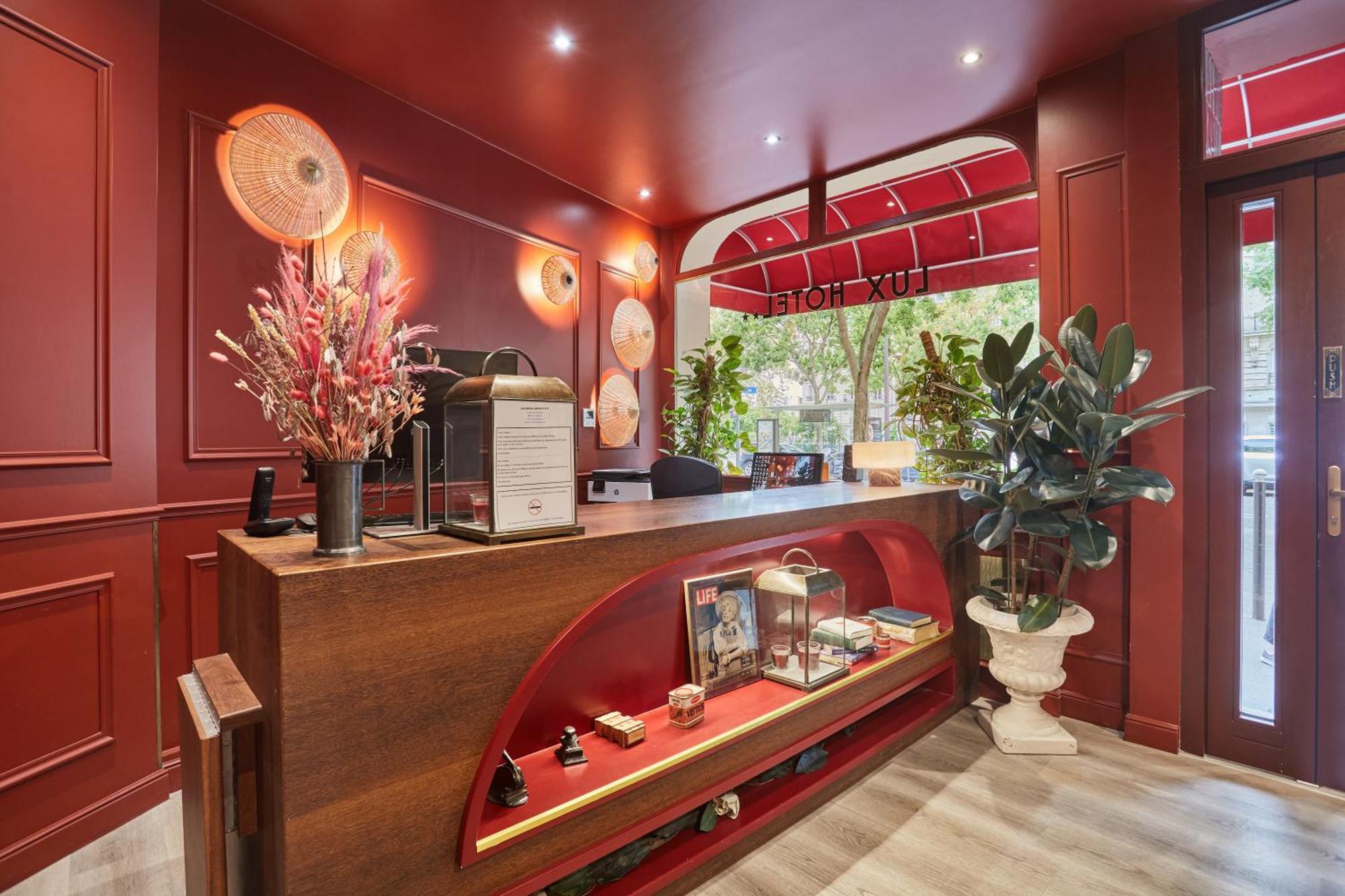 Hotel Lux Picpus Париж Екстериор снимка