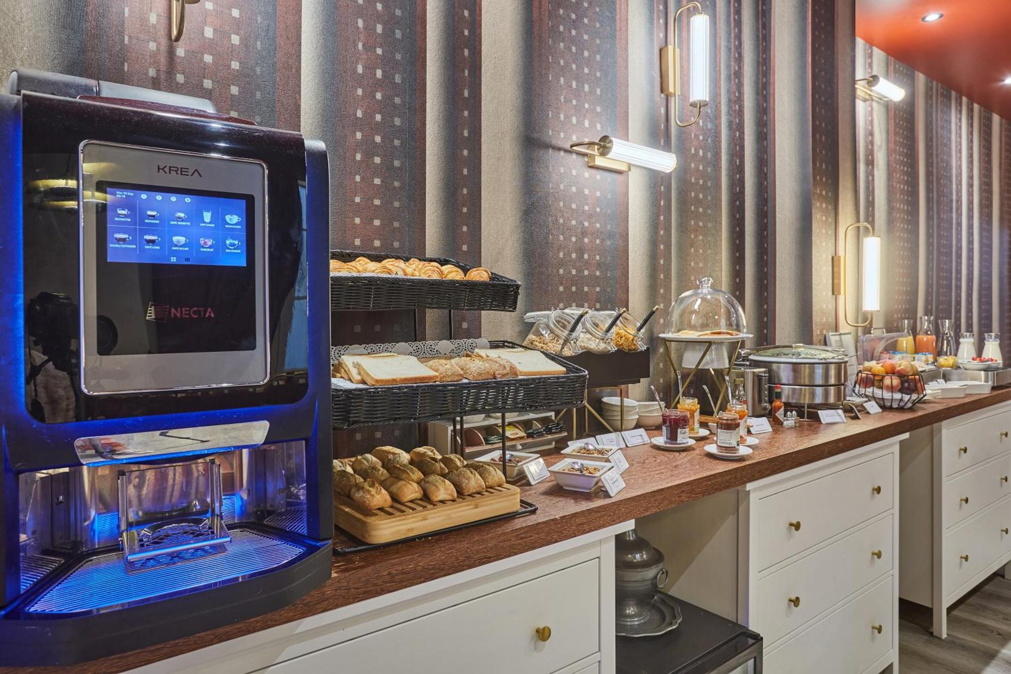 Hotel Lux Picpus Париж Екстериор снимка